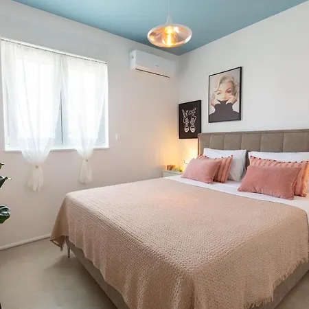 Apartman Amici Miei Makarska